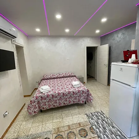 Golden House Pizzo (Calabria)