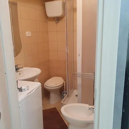 Golden House Pizzo (Calabria)