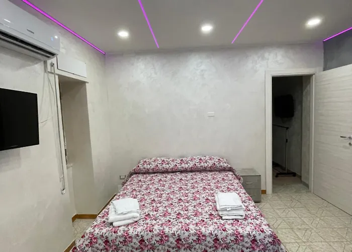 度假居 Golden House *