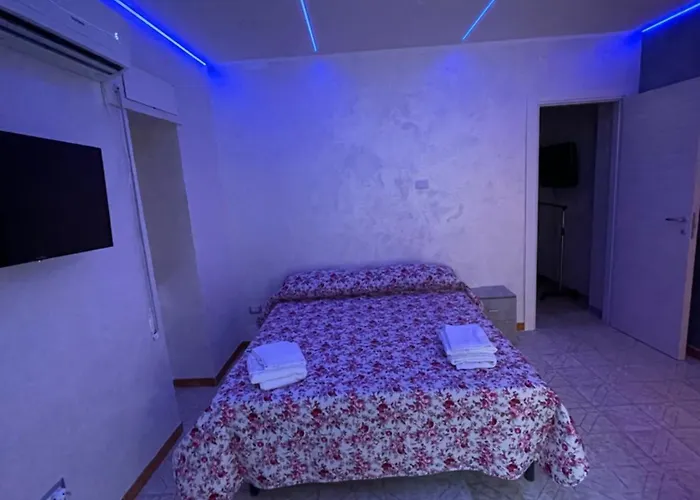 Golden House 度假居 皮佐