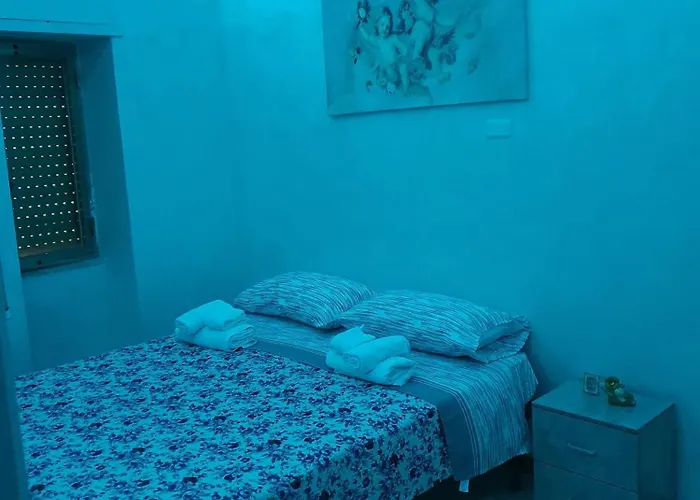 Golden House * 皮佐