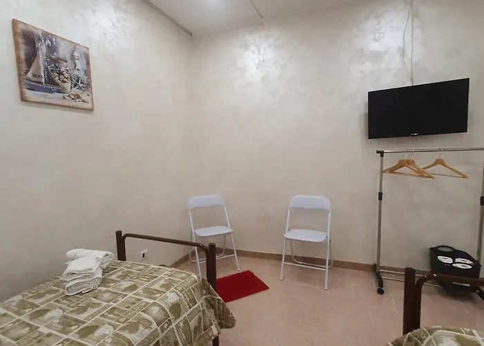 Golden House 度假居 *